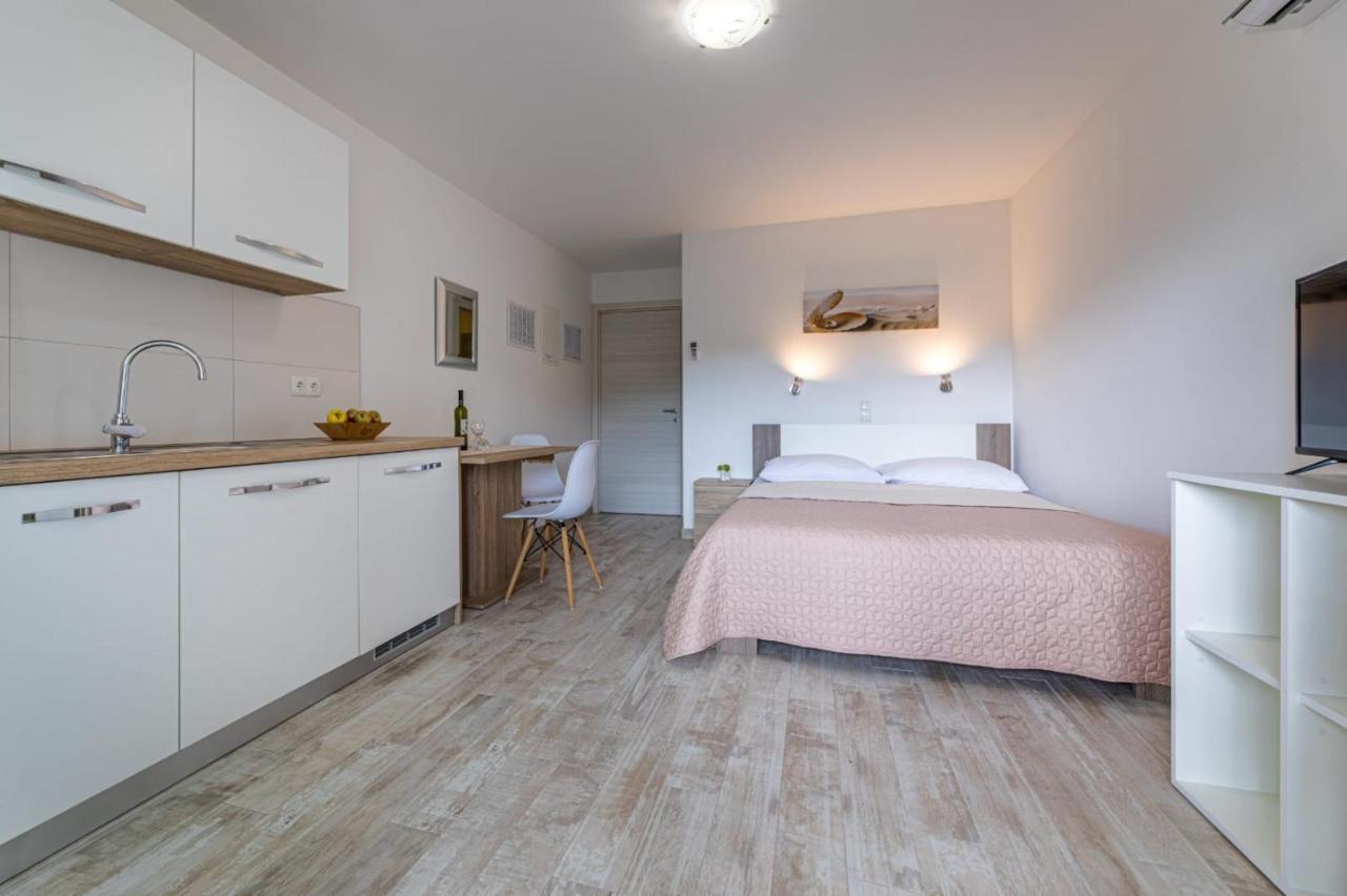 Apartments Augustinovic Baška Esterno foto